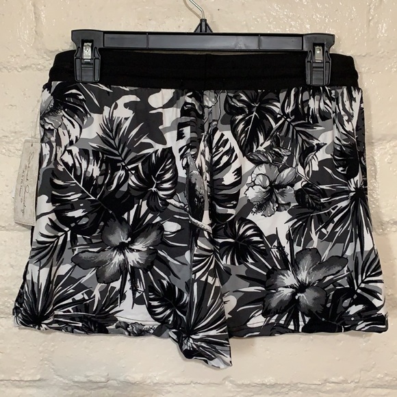 ❌SOLD❌  French Laundry - Picture 6 of 10